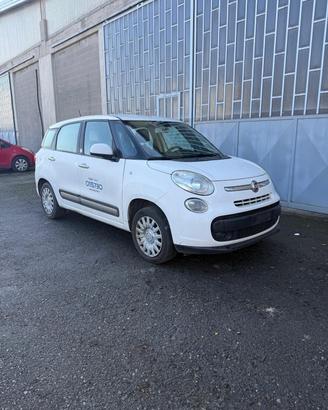 Fiat 500L 1.3 MJT anno 2015 (solo ricambi)