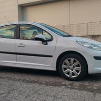 Peugeot 207 1.4 METANO