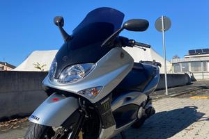 Yamaha Tmax 500