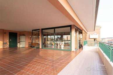 Attico / Mansarda di 197 m² con 5 locali e box aut