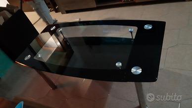 tavolino di vetro da salotto