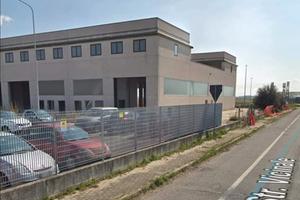 Capannone artigianale , industriale, commerciale