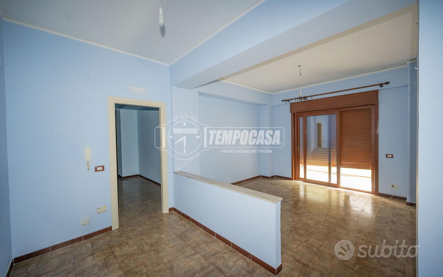 Appartamento – Messina, Fondo Basicò, IV Circoscrizione - Vista 2
