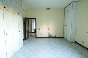 UFFICIO A SANT'ANGELO LODIGIANO