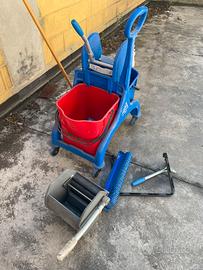 Carrello lava pavimenti