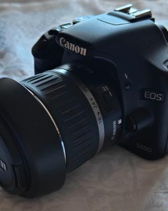 Canon EOS 500D + Obiettivo 18-55mm + Accessori
