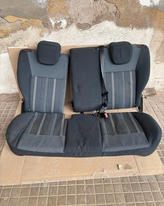 Sedili Fiesta mk6