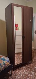 Armadietto guardaroba ikea con Anta specchio