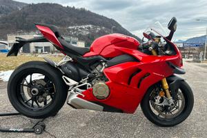 Ducati panigale v4s