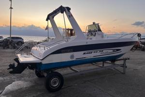 Barca open 6,80 mt - Manó Marine 22.50 Sportfish