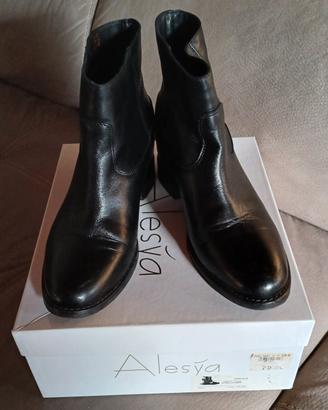 stivaletti donna in pelle 