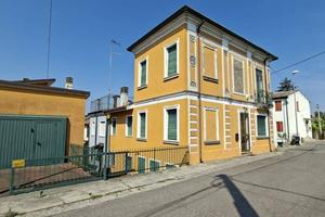 Casa indipendente di 202 m² con più di 5 locali e 
