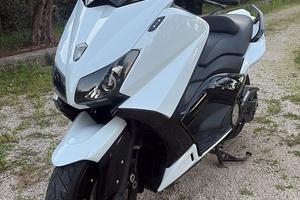 Yamaha T Max 530