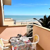 Monolocale in centro sul mare