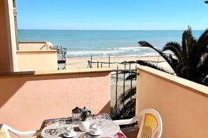 Monolocale in centro sul mare