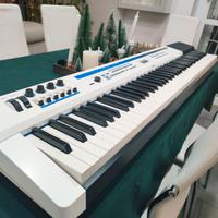 Piano digitale Casio PX5S Privia