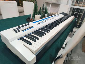 Piano digitale Casio PX5S Privia