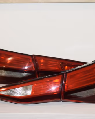 Fari Alogeni posteriori Audi A3 8y