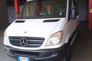 mercedes sprinter 211 cdi 9 posti 
