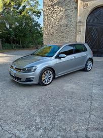 Volkswagen Golf Business 1.6 TDI 5p. Highline Blue