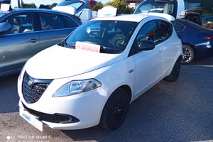 Lancia Ypsilon 1.2 69CV 5P GPL ELEFANTINO