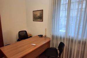 Stanza in studio di consulenza fiscale e legale