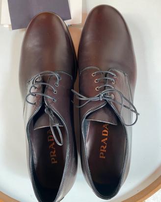 Scarpe Prada originali n. 8,5 in pelle. Nuove