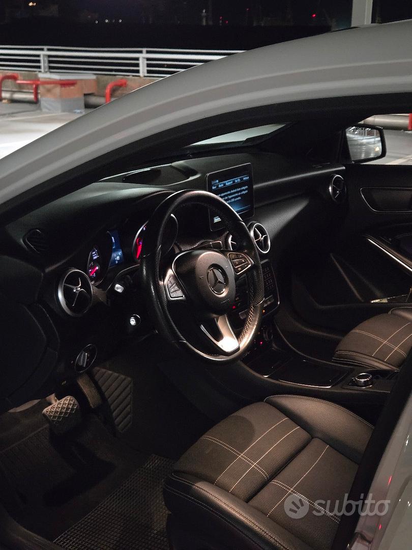 Mercedes-Benz A-Class 2017 photo 4