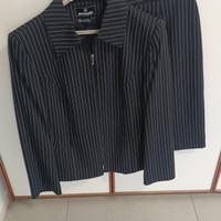 Tailleur gessato blu e boanco