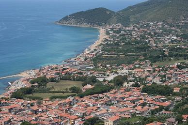 1-15 agosto x3 persone a Castellabate zona lago