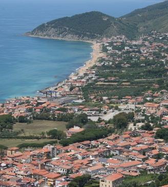 1-15 agosto x3 persone a Castellabate zona lago