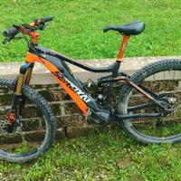 E-bike con Bafang 610,Fox Kaschima da 150mm