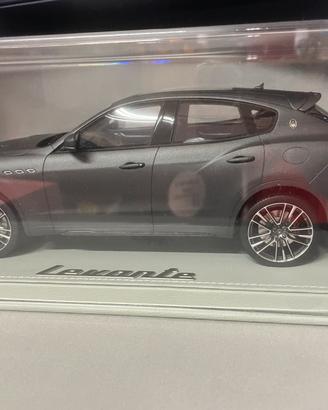 Maserati Levante Trofeo BBR 1:18
