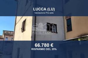 Immobile in asta di 78 m² a Lucca