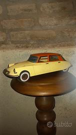 Citroen DS19 made in japan