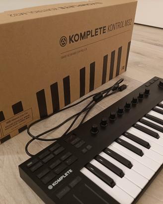 Komplete Kontrol M32
