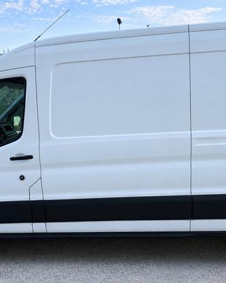 Ford Transit 2020 mildHybrid con allestimento