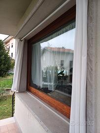 12 Finestre/porte finestre in legno