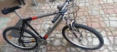 Mountain bike alluminio 