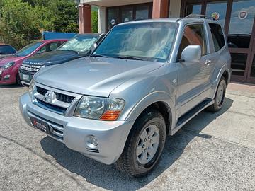 Mitsubishi Pajero 2.5 TDI 115CV 3 PORTE 4X4