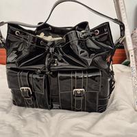 borsa vernice nera