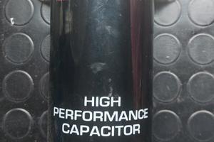 Condensatore car audio 1 Farad