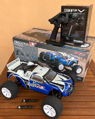 Macchina radiocomandata 4x4 con radio Futaba