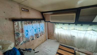 caravan roulotte 7. 5 MT pi timone