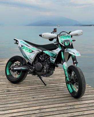 HUSQVARNA 701 SUPERMOTO 2024