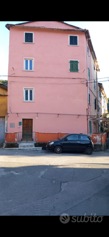 Casa Bedizzano (Carrara)