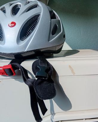 casco per adulti cicloturismo