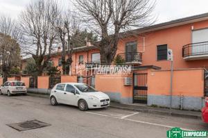 DUE LOCALI CON CUCINA ABITABILE CON BOX E CANTINA