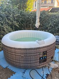 Piscina idromassaggio gonfiabile Arebos