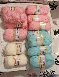 Gomitoli lana pettinata